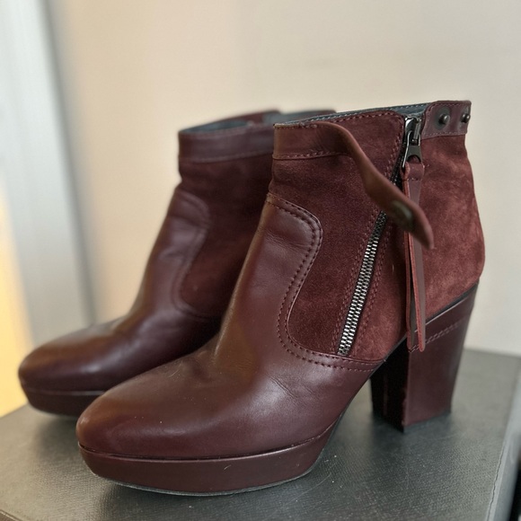 ACNE Rich Maroon Heeled Boots - Picture 1 of 6